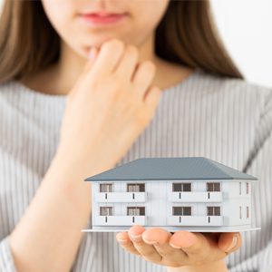 自己破産しても賃貸住宅は借りられる？退去の必要性や入居審査の注意点を解説