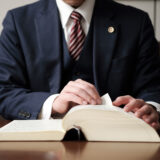 交通事故は弁護士に依頼しないと損？もらえる示談金が増える可能性も