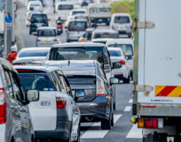 道路交通法違反をわかりやすく解説｜気になる点数制度も合わせて紹介