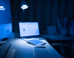 サービス残業は違法！必要な証拠の集め方と残業代請求の手順を紹介