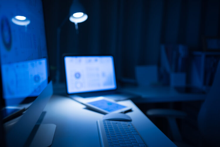 サービス残業は違法！必要な証拠の集め方と残業代請求の手順を紹介