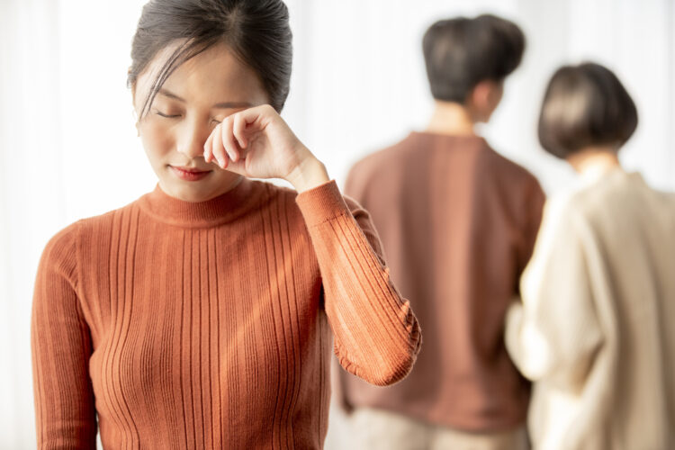 不倫の慰謝料請求は離婚しなくてもできる？慰謝料の相場や条件も解説