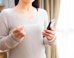 不倫で妊娠が発覚！とるべき行動と慰謝料について弁護士が解説 