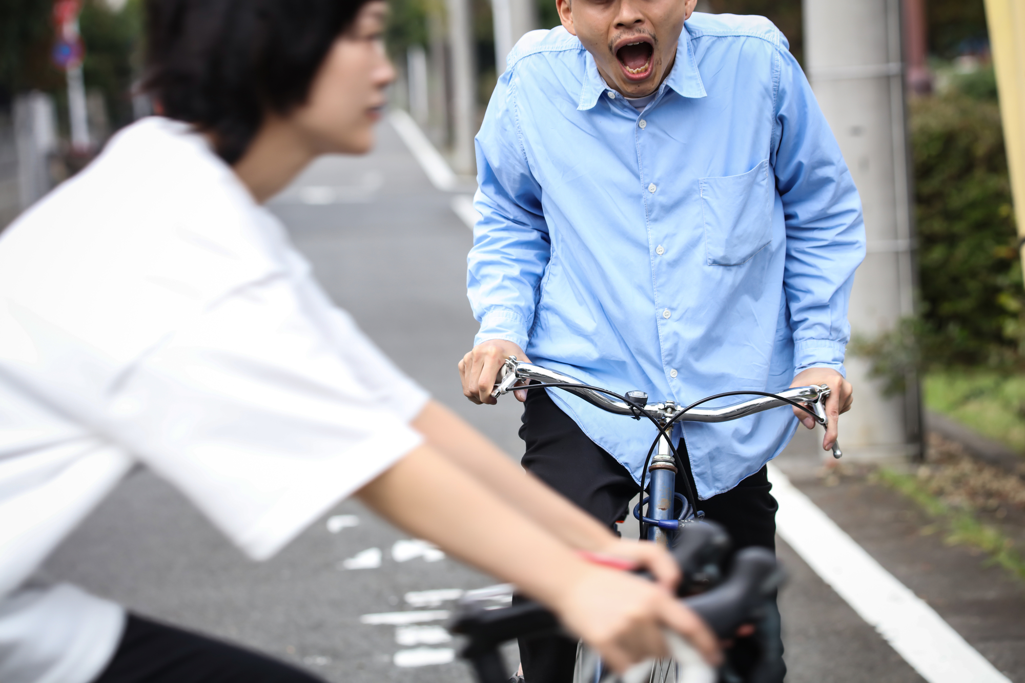 自転車事故で警察を呼ばないとどうなる？その場で示談するリスクを解説 