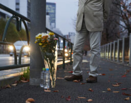 交通事故の死亡慰謝料の相場は？遺族が行うべき請求の流れも解説