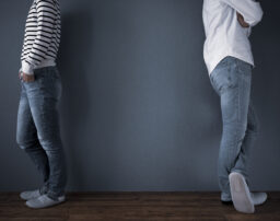 不倫相手に社会的制裁を与えられる？やめるべき理由と合法的な方法を紹介