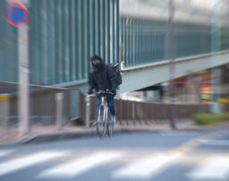 家族が自転車事故にあって死亡｜加害者に請求できる賠償金を解説