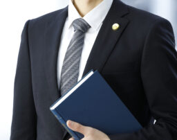 借金返済に困っている方必見！債務整理の基礎知識をアディーレの弁護士が徹底解説