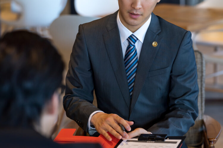 不倫の慰謝料請求を弁護士に相談したい!弁護士との法律相談とは?