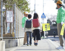 子供が交通事故に遭った場合の慰謝料の相場は？治療費や付添看護費も解説