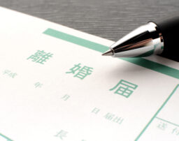 浮気されて離婚決意！親権も慰謝料も諦めたくないときの交渉ポイント