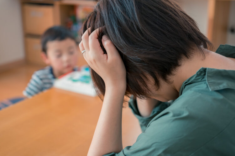 自己破産は世帯分離していても同居人にバレる?同居人への影響についても解説
