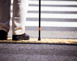 被害者が高齢者の交通事故における慰謝料の相場や逸失利益の計算方法