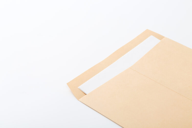 弁護士から内容証明郵便の「連絡をください」が届いたら?対処法を解説