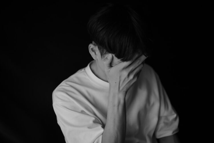不貞慰謝料の求償権と放棄するメリットとは?弁護士が詳しく解説