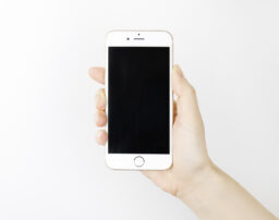 債務整理しても、スマホや携帯電話は使える？利用継続や機種変更の方法