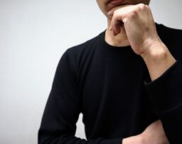 浮気相手から慰謝料請求された！とるべき対応と支払うべきケースとは 