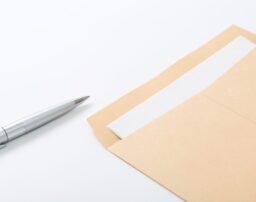 事故で保険会社から「同意書」が送られてきた！サインしても大丈夫？