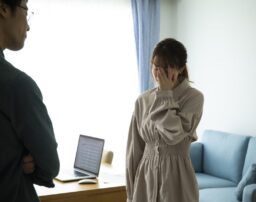 モラハラ夫が一人になるとどうなる？嫌がらせをする理由と対処法も解説