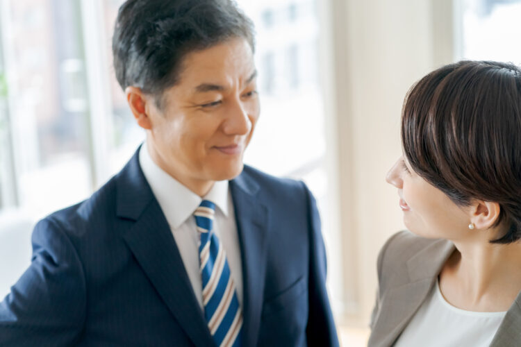 上司との不倫関係はバレやすい?リスクや対処法を弁護士が解説