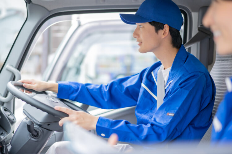 運送会社の従業員が物損事故！誰が修理代を負担する？