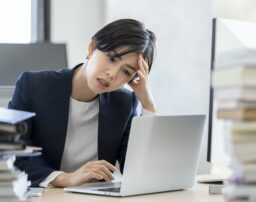最短で退職するには？法的に問題ない最短即日退職の方法と注意点