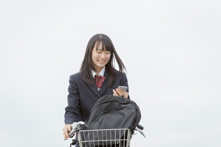 自転車事故の加害者は高校生！その法的責任と被害者の受け得る賠償金