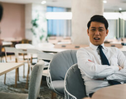 上司のパワハラで訴える方法とは？必要な準備や注意点を徹底解説