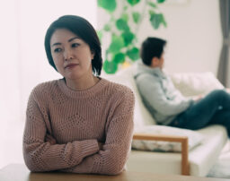 旦那にイライラする妻必見！離婚回避のための対処法を弁護士が解説