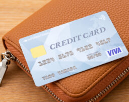 自己破産後クレジットカードはどうなるの？新しく作れるのはいつ？
