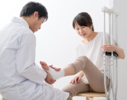 主婦の交通事故の慰謝料｜通院3ヶ月の相場と増額交渉のポイント