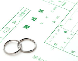 【弁護士解説】離婚届どこでもらえる？平日・夜間・休日のもらい方とは