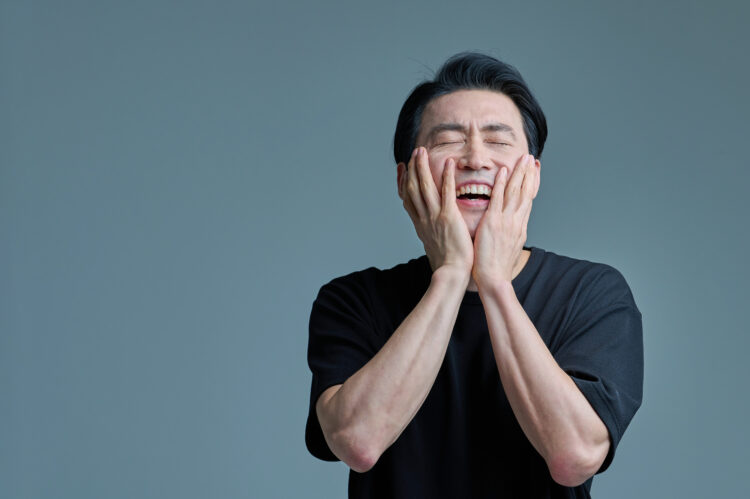 不貞行為で慰謝料請求されたら？無視は危険！減額交渉とバレにくい対処法