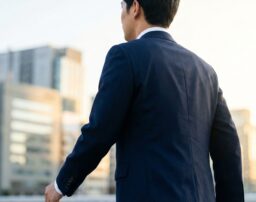 会社が怖くて辞められない…弁護士なら直接話さず退職できる理由