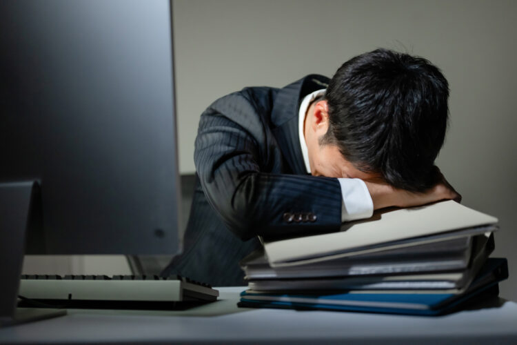 3月末に辞めたい人必見！損しない退職術と法的権利を弁護士がわかりやすく解説