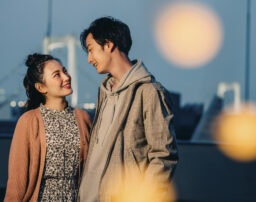 既婚者同士の恋愛はどこから不倫？両思いサインと慰謝料相場を解説