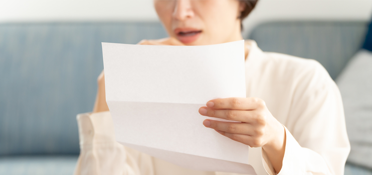 【弁護士解説】中央債権回収株式会社から書類が届いたときの対処法は?